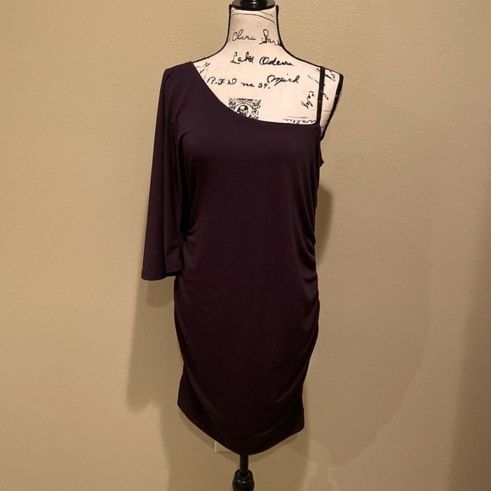 New G by guess fitted little black dress